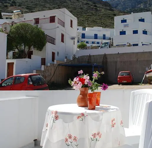 Bed & Breakfast To Steno Kamares (Sifnos)