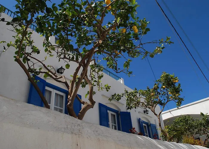 To Steno Kamares (Sifnos)