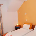 To Steno Frühstückspension 3*