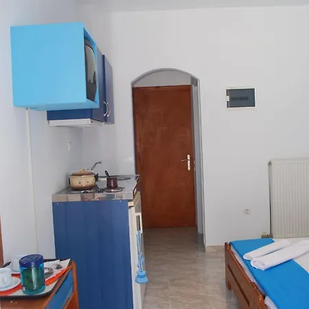 το στενό Bed and Breakfast 2*