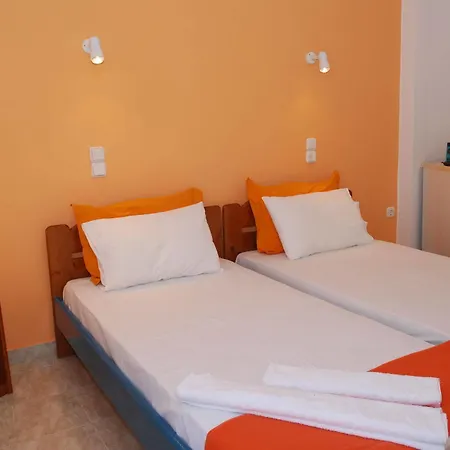 Bed and Breakfast το στενό