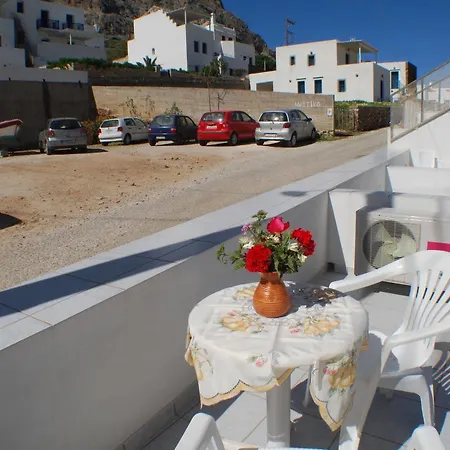 το στενό Bed and Breakfast 2*