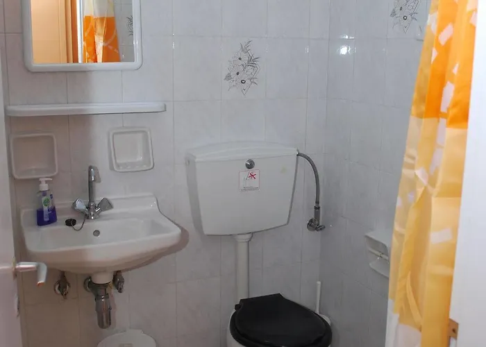 το στενό Bed and Breakfast