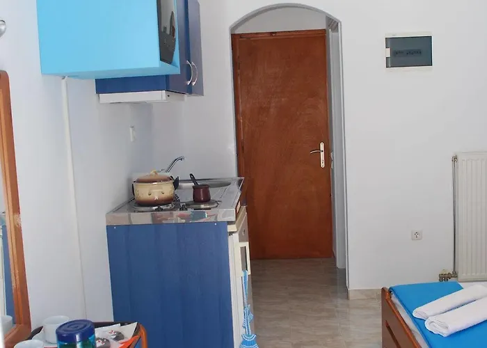 το στενό Bed and Breakfast Καμάρες